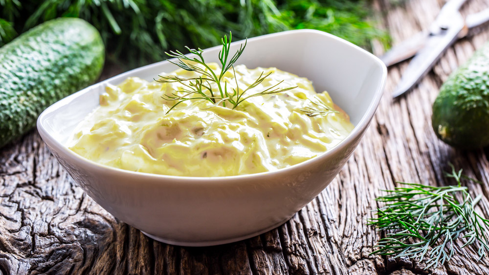 Sauce Hollandaise mit Mixed Pickles