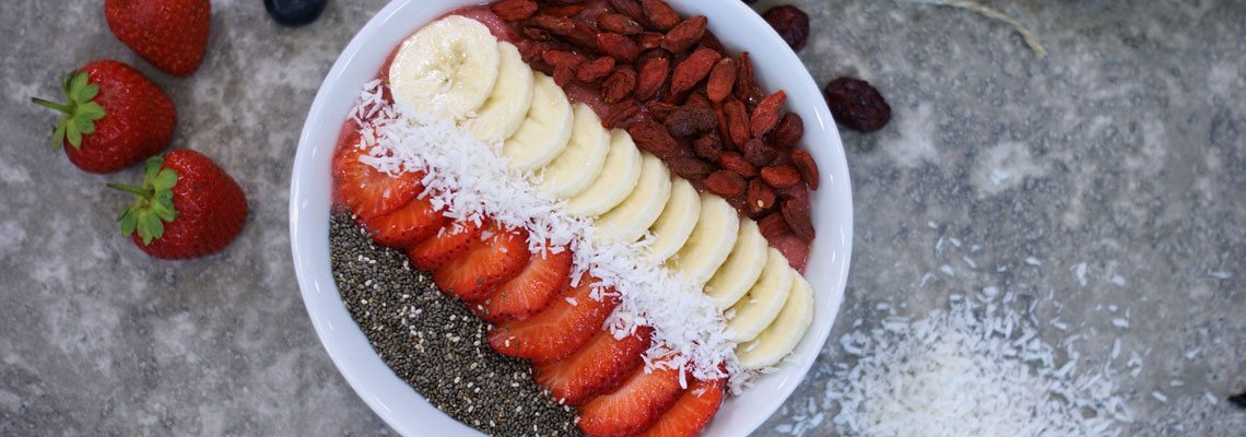 Smoothie-Bowl Himbeer-Banane