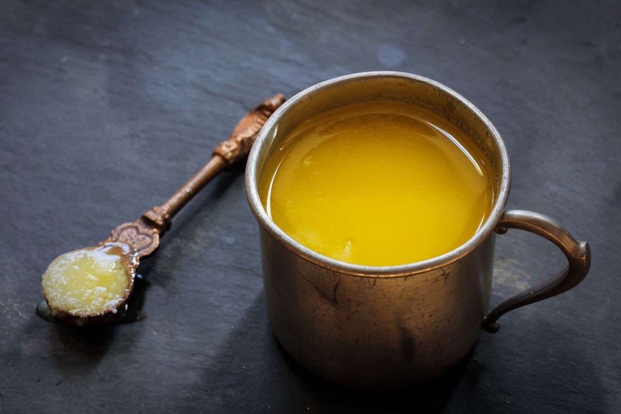 Butter adé – Die gesundheitlichen Vorteile von Ghee • Koch Mit