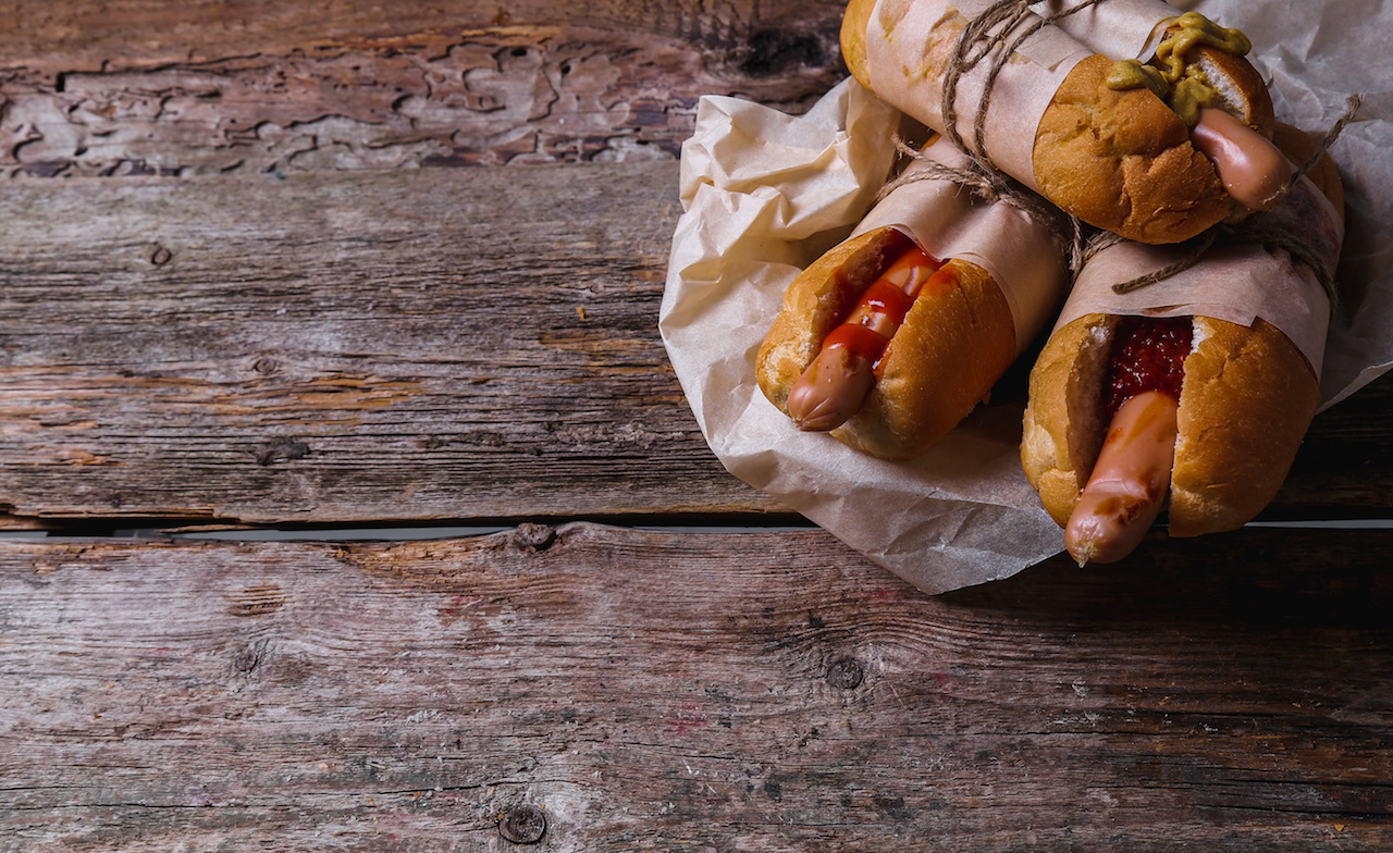 Hot Dog mit Kimchi & Käse