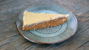 Veganer Raw Carrot Cake