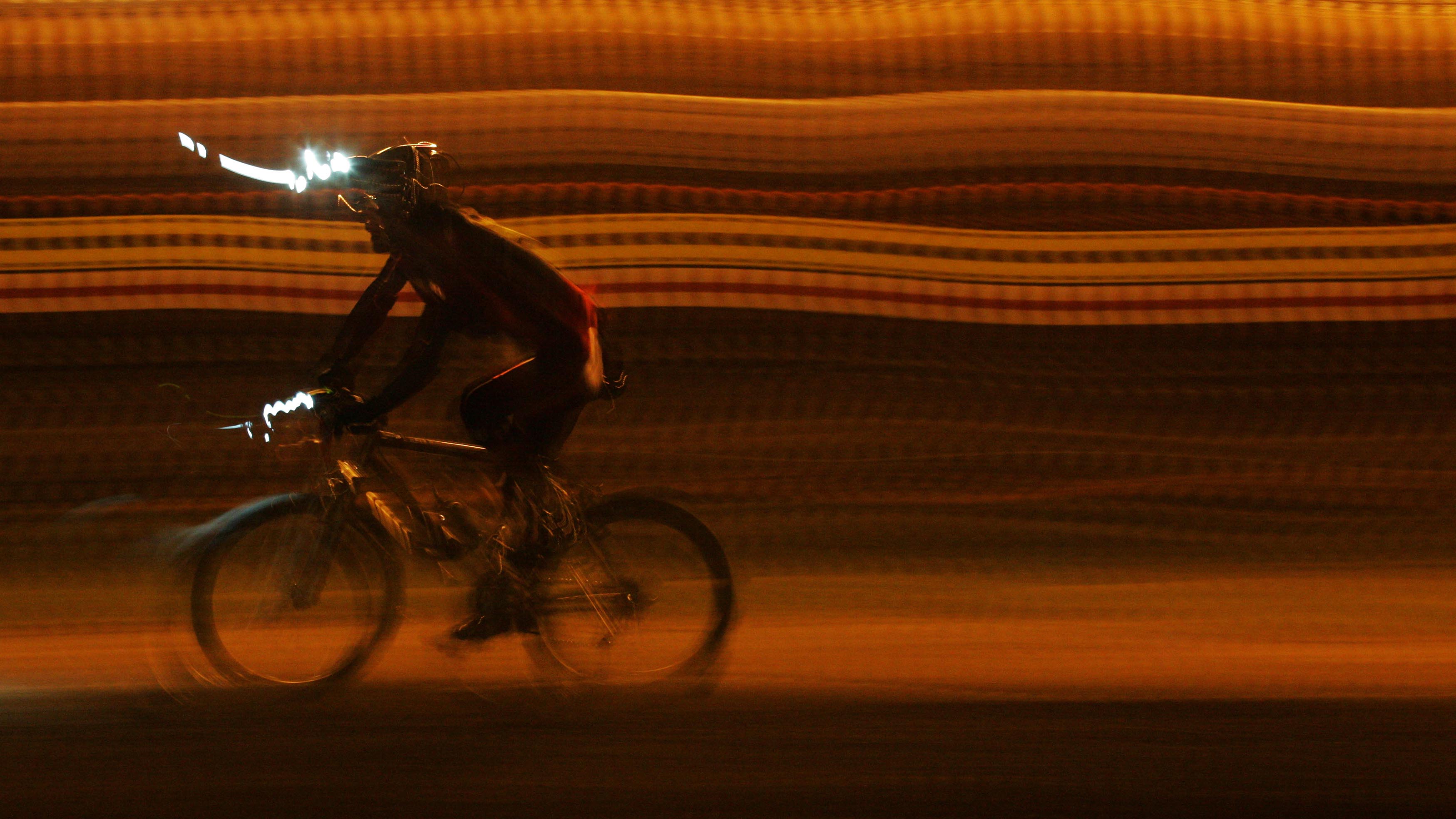 Radfahren bei Dunkelheit • KochMit