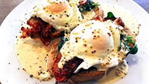 Eggs Benedict