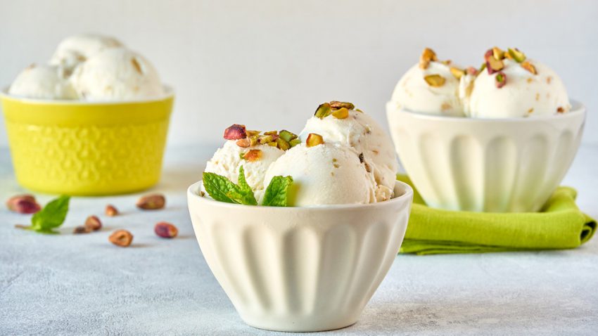 Weißes Schokoladeneis - Eiscreme wie beim Italiener • Koch-Mit