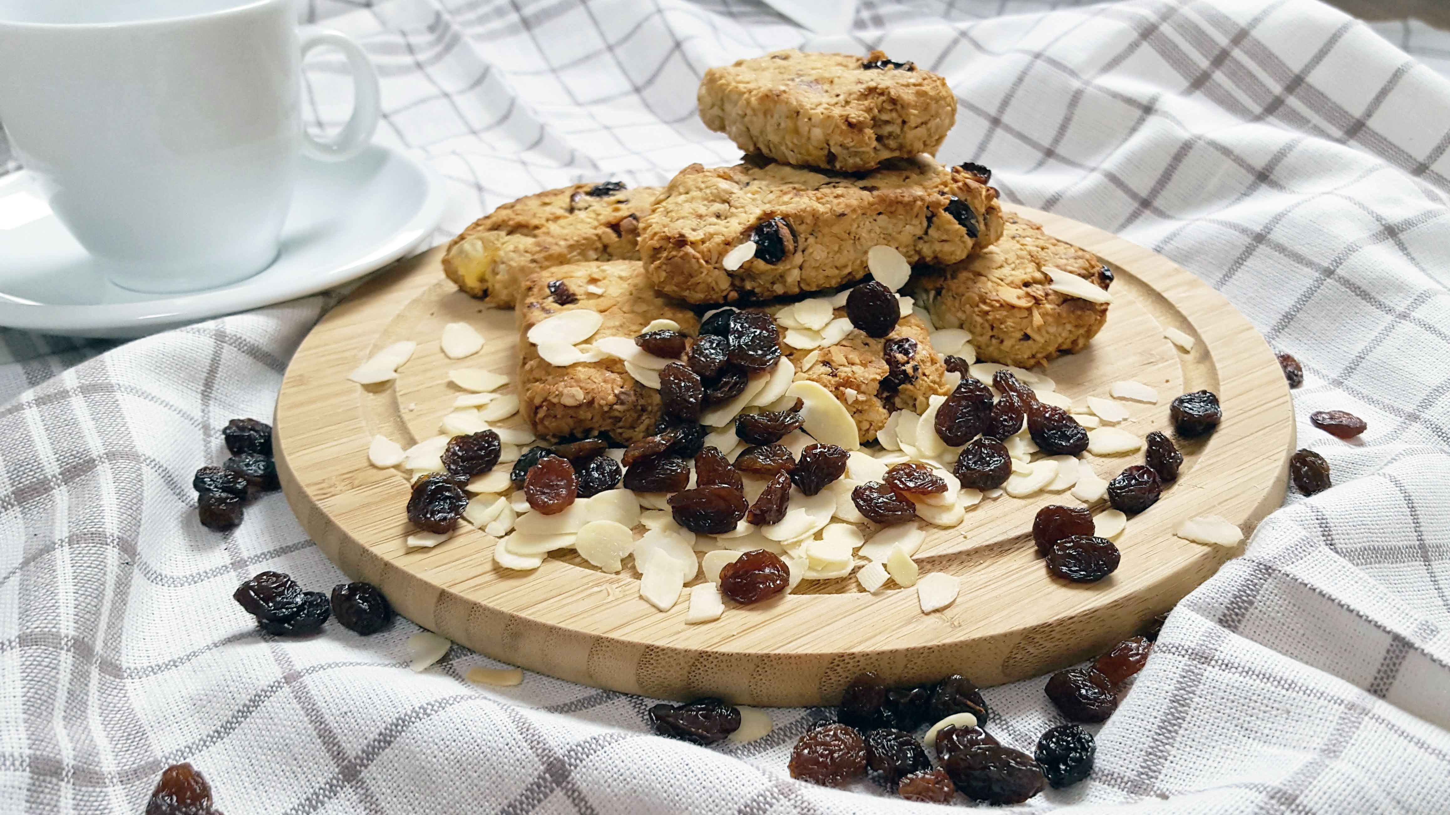 Hafer-Powerriegel mit Obst