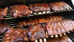 Smoker: Spareribs im Smoker