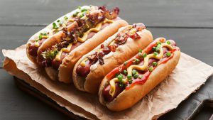 Hot Dog in 3 verschiedenen Varianten