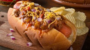 Hot Dog mit Chili