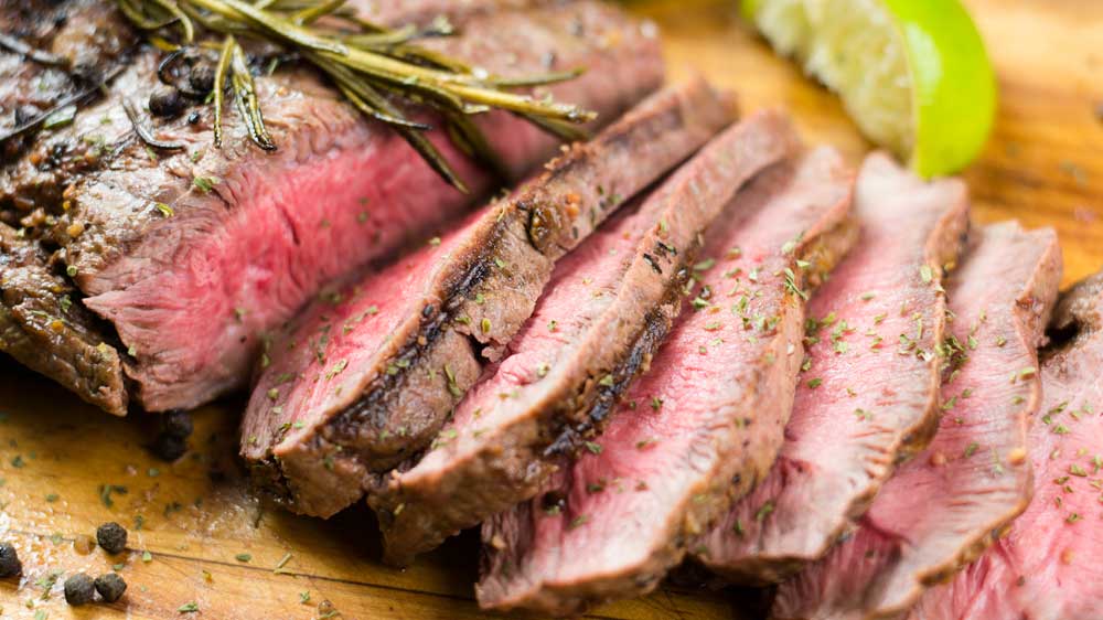 Aromatisches Vide Flanksteak, scharf angegrillt • Koch-Mit