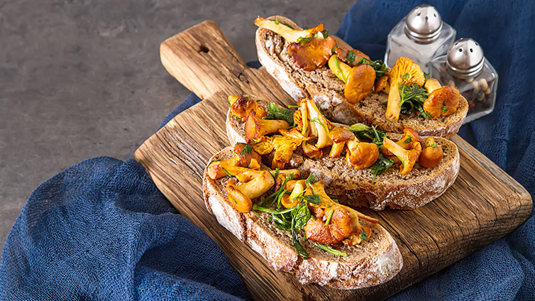 Bruschetta mit Pfifferlingen