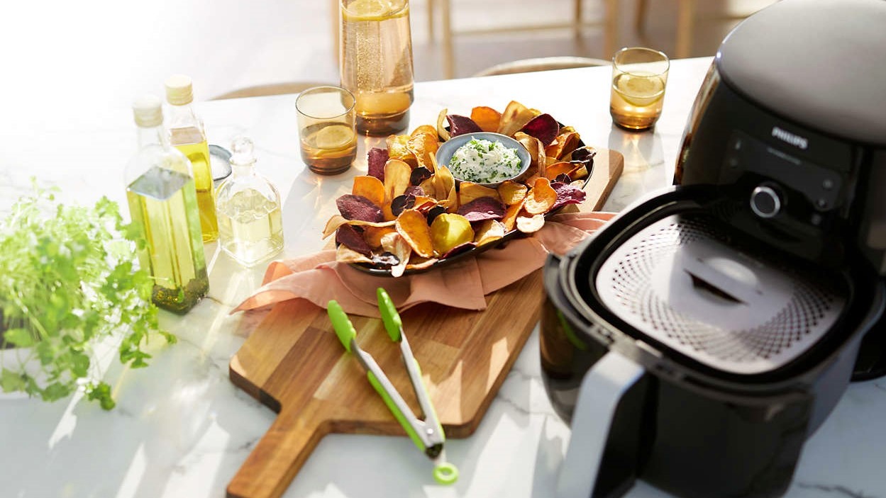 Snack-Kit mit Airfryer und Chips