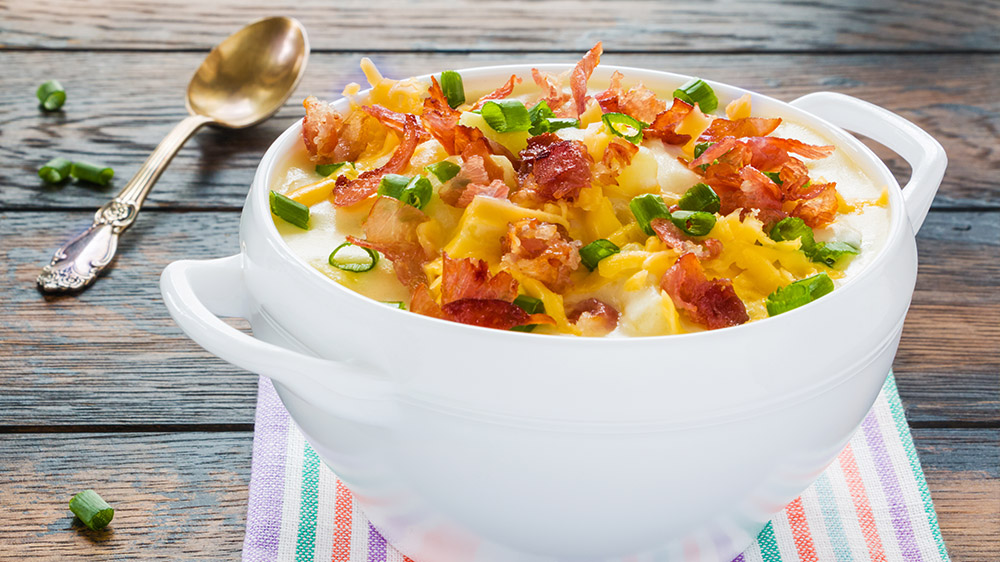 Kartoffelsuppen mit Bacon und Cheddar