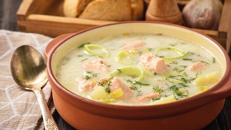 Kartoffelsuppen mit Lachs und Lauch