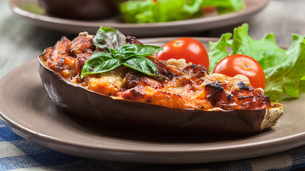 Gefüllte Aubergine mit Hackfleisch