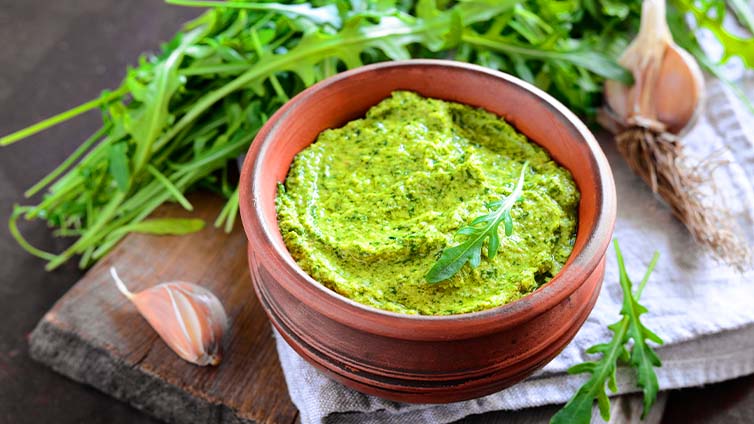 Rucola Pesto zur Resteverwertung