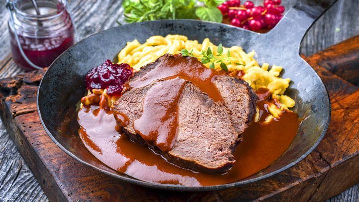 Sauerbraten | Klassisches Rezept für den Rinderbraten • Koch-Mit