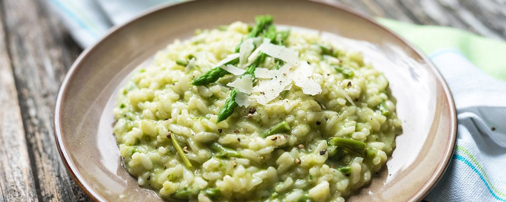 Spargelrisotto mit grünem Spargel