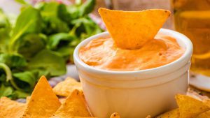 Leckerer Käsedip für Nachos