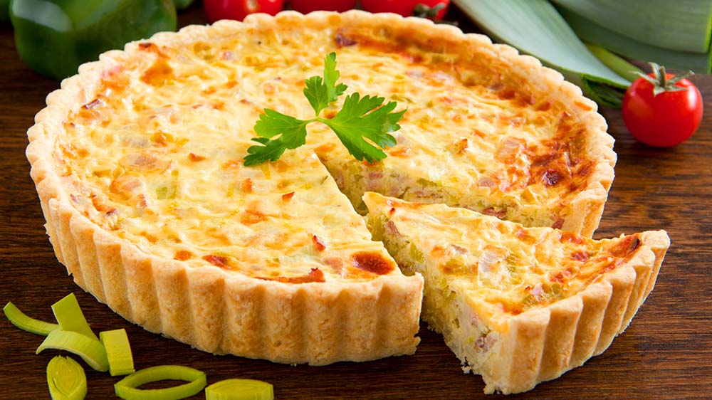 Angeschnittene Quiche Lorraine