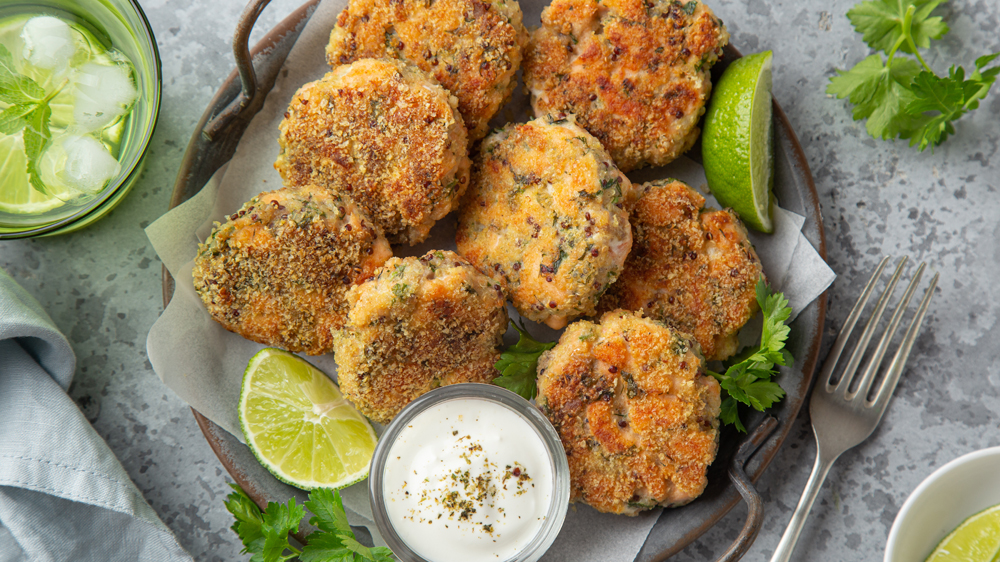 Lachsfrikadellen-Rezept für den Airfryer - Knusprig &amp; golden • Koch-Mit