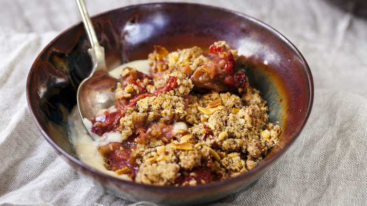 Englischer Rhabarber Crumble Mit Streuseln - Rezepte Suchen