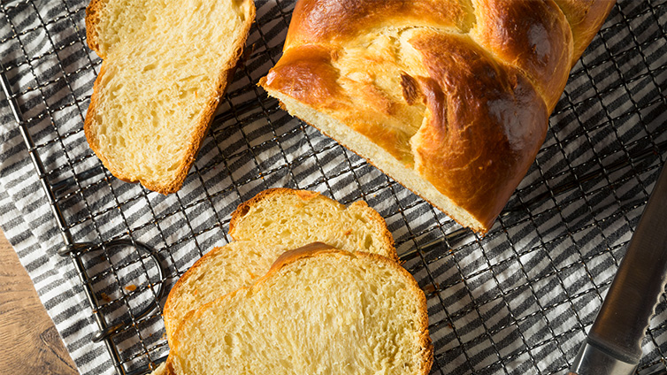 Brioche aufgeschnitten