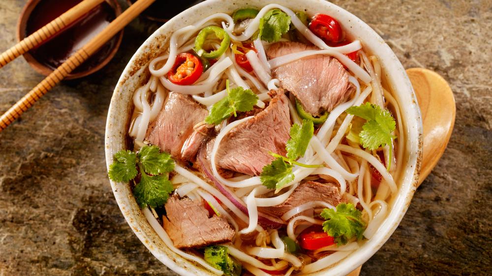 Vietnamesische Pho-Suppe