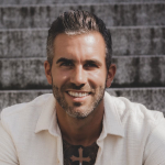 Max Adrio