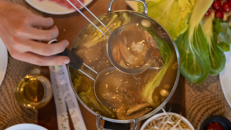 Fondue Chinoise - Rezept für den chinesischen Feuertopf • Koch-Mit