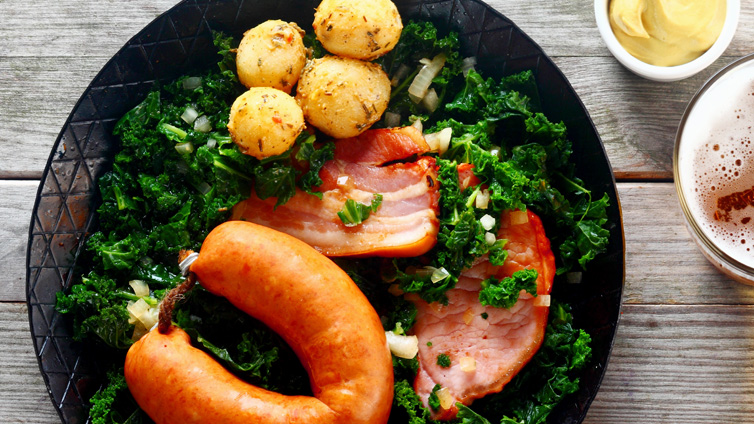 Grünkohl-Rezept - Klassisch mit Kassler und Pinkel • Koch-Mit