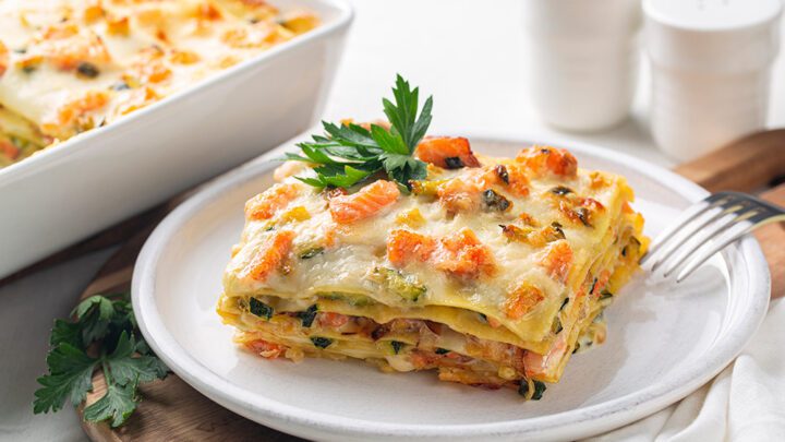 Lachs-Spinat-Lasagne - Mit leckerer Kruste • Koch-Mit