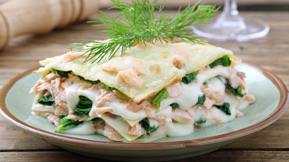 Lachs-Spinat-Lasagne - Mit leckerer Kruste • Koch-Mit