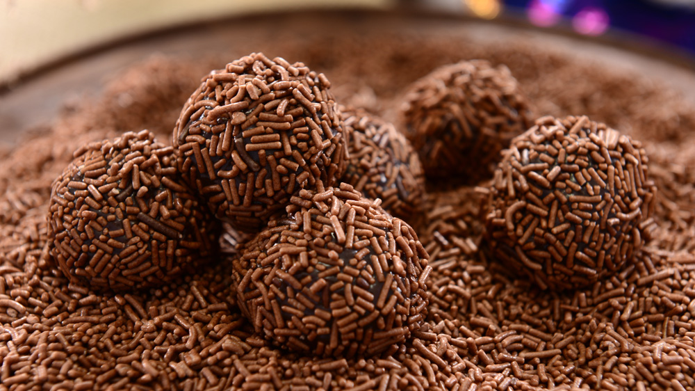 Brigadeiro - Einfaches Rezept für die brasilianische Praline • Koch-Mit