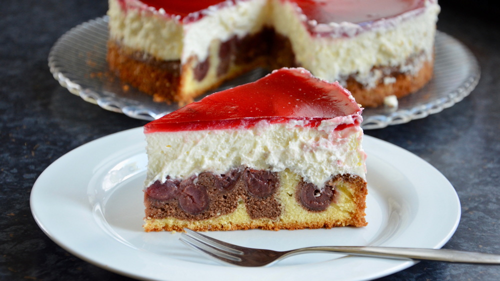 Rotkäppchen-Kuchen - Der Hingucker für die Kaffeetafel • Koch-Mit