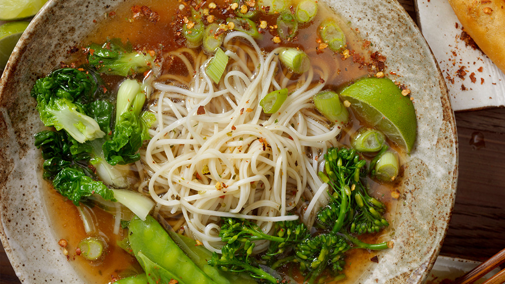 Ramen-Nudeln selber machen - In veganer Miso-Suppe • Koch-Mit