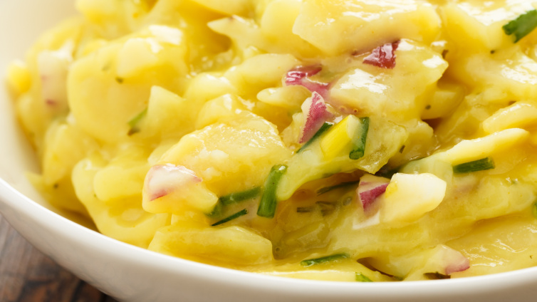 Schwäbischer Kartoffelsalat - Rezept mit Brühe • Koch-Mit