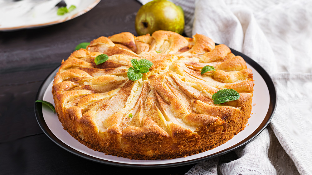 Birnenkuchen auf Teller