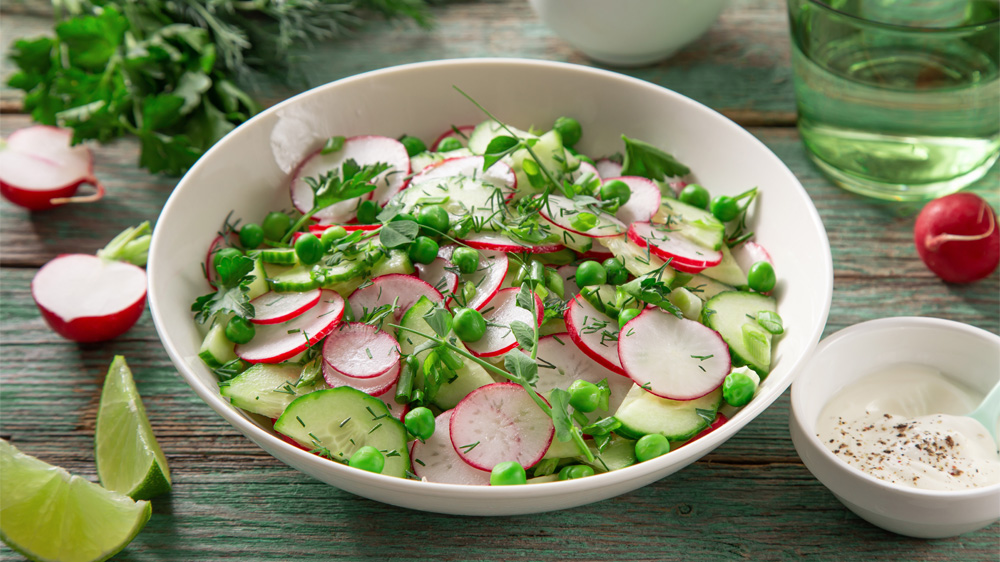 Radieschen-Salat - Knackiges Rezept mit Gurke • Koch-Mit