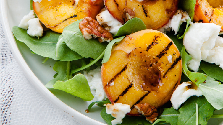 Sommerlicher Salat zum Grillen